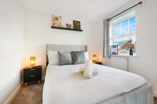 Serene 2BR House with Garden & Parking by Stay With Us - 7