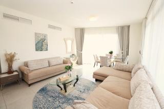 Modern Saadiyat Stay 2BR | Near NYU Abu Dhabi - 4