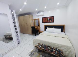 The Hive Luxury Suites - 24hrs Power, Top Security - 4