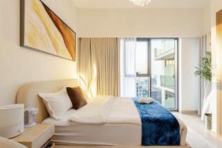 Luxury Studio Burj Khalifa View - 8