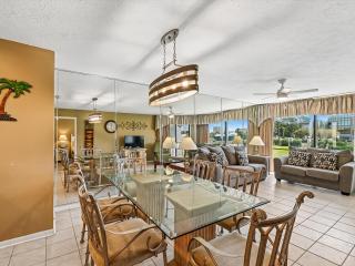 Edgewater Villa 1307 - 5