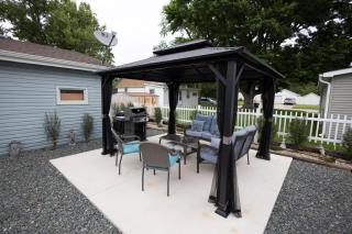 < 1 Mi to Pawnee Park! Cozy Bungalow w/ Gazebo - 0