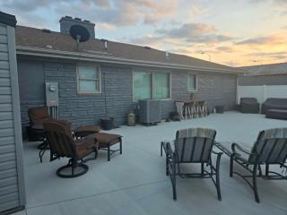 'Honey Bee' Family Home in Columbus, Nebraska! - 8