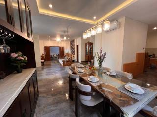 Modern 5BR Luxury Villa with Pool & Rooftop - 100m from Sanur Beach - Sanur - 0