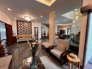 Modern 5BR Luxury Villa with Pool & Rooftop - 100m from Sanur Beach - Sanur - 7