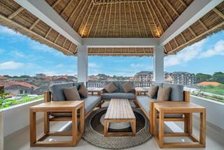 Modern 5BR Luxury Villa with Pool & Rooftop - 100m from Sanur Beach - Sanur - 6