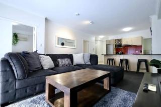 Central Perth 2BR Stay Pool, Gym & Parking - 7