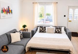 2 bed House - Free parking! - 7