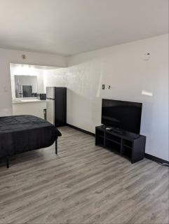 Saint Roberts Town and Village Motel - 1