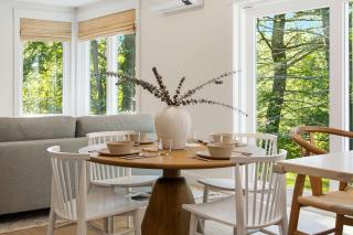 The Blue Jetty Coastal Home - 9