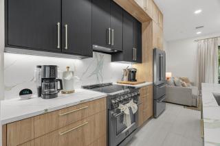 Papaya Place - 5