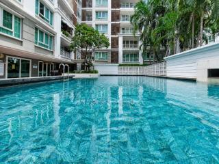Modern Stay Near ICONSIAM l Steps to BTS Krung Thon Buri l Ultra Fast WiFi - 6