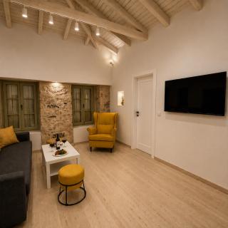 Central Suites Aegina 5 - 7