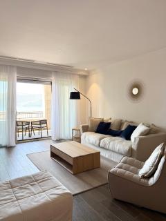 Waterfront One Bedroom Apartment - Lustica Bay - 1