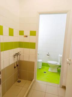 2 single beds - 5