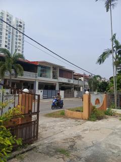 Homestay Sri Cemerlang Kota Bharu - 0