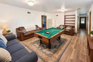 Huge Cabin w Hot Tub, Deck, Grill, Fire Pit, WiFi - 7