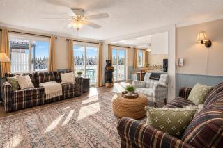 Snowshoe Ski-InSki-Out Steps to Ballhooter Lift Mountain Lodge Condo - 0
