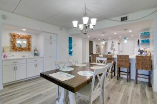 Resort Perks & Gulf Views: Suntide III - Unit 304 - 1