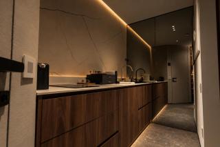 Inalco Suite 16 - 3