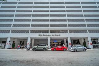Stylish Brickell 1BR - Free Parking - Sleeps 6 - 8