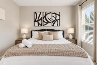 King Comfort in Dallas with Private Balcony and Secure Garage - 0