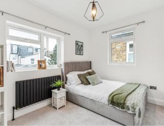 Designer 2BR in Tooting, Walk to Tube and Sleeps 4 - 1