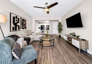 Upscale 3BR Dallas Stay, Pool and Fitness - 5