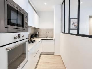 Luxury apartment, one bedroom, prestigious residence - 0