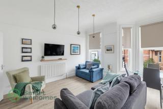 2 Bed - Maple Grove By Smart Welcomes - 8