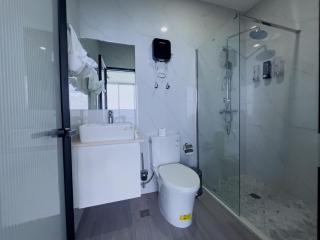 The Dawn - Oceanfront Superior King Suite - 4
