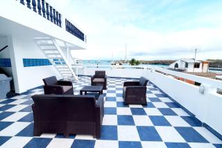 Galapagos Family Vacation 3 bedrooms 7 guests Centrally located and ocean view - 9