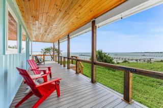 Castaways Retreat and Private Pier - 0