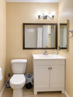 MT Pleasant NW 2 bedrooms 500 - 4