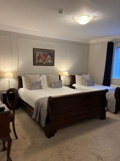 The Fincourt B&B - 1