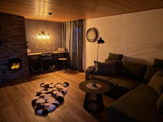 Rooftop Guesthouse - 8