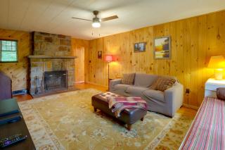 Treetop Perch! Retreat in Saranac Lake Village - 5