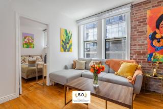 Prime location Lovely 3BR downtown MTL - 0