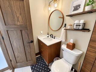 Beautiful Mountainview Top Floor Loft | Ski-in/out - 3