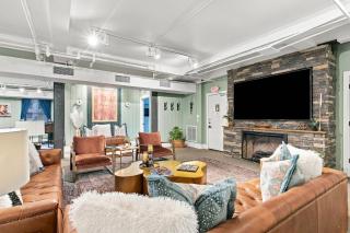 Rustic Suite 6BR by Maddox Hotel - 8