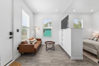 Modern Boxabl Casita Stillwater OK Pasadera 6 - 9