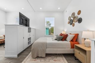 Modern Boxabl Casita Stillwater OK Pasadera 6 - 8