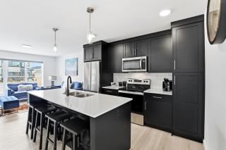 Modern new townhouse - 4 bedroom retreat - 9