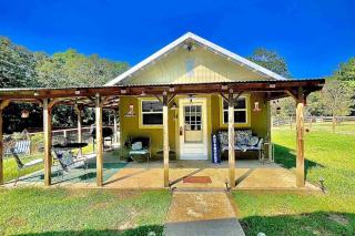 Sardis Lake - Tiny Studio Cabin - 9
