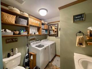 Sardis Lake - Tiny Studio Cabin - 5