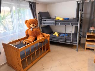 84 qm Ferienwohnung nahe Europa Park bis 6 Personen Hunde willkommen komplett eingezaeunt - 3