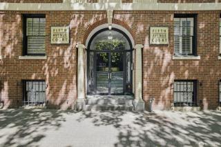 Belltown Couples Retreat with Easy Access to Lumen Field - 7
