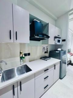 Alora Suite Aesthetic Luxe 1BHK - 9