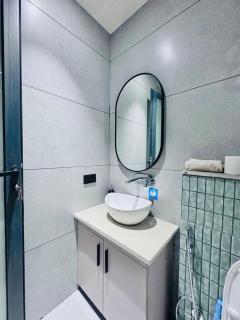 Alora Suite Aesthetic Luxe 1BHK - 6