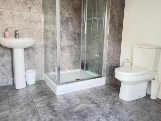 TANZANITE - Ground Floor 2BR apart, Pet friendly - Cambridge - 2